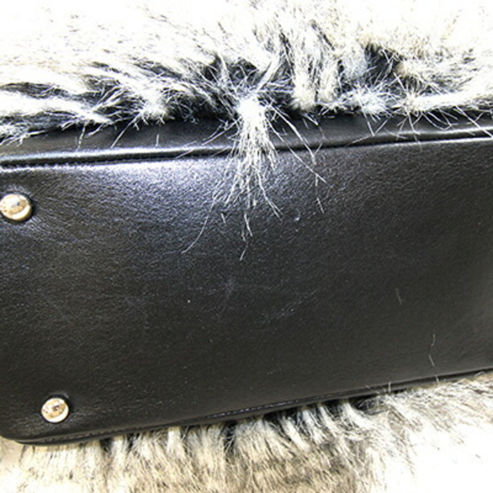 CHANEL Black Leather Logo Shoulder Bag - Picture 3 of 10